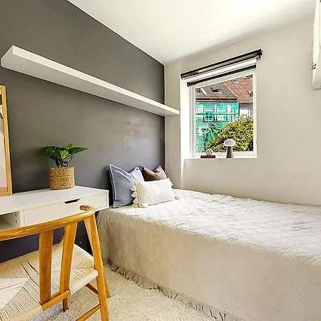 Cozy And Spacious 3-room In Sandviken * 卑爾根