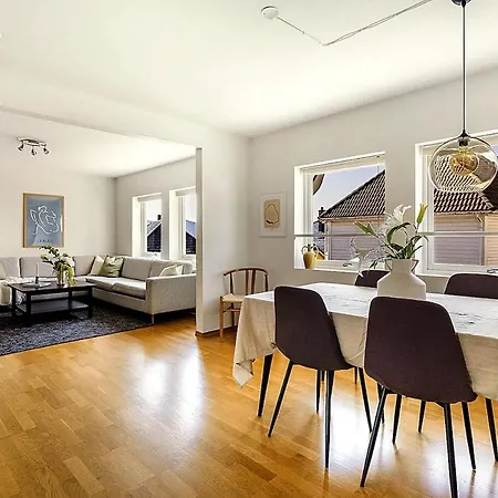 公寓 Cozy And Spacious 3-room In Sandviken 卑爾根
